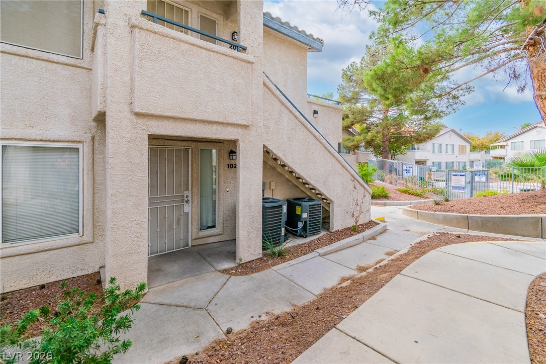3128 Tarpon Drive Unit 102 — photo