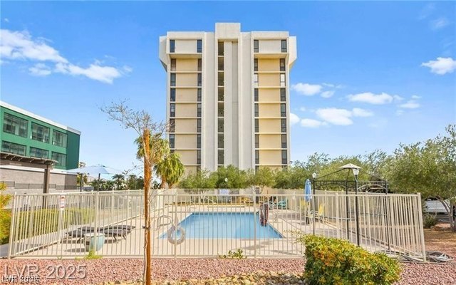 3930 University Center Drive Unit 402 — photo