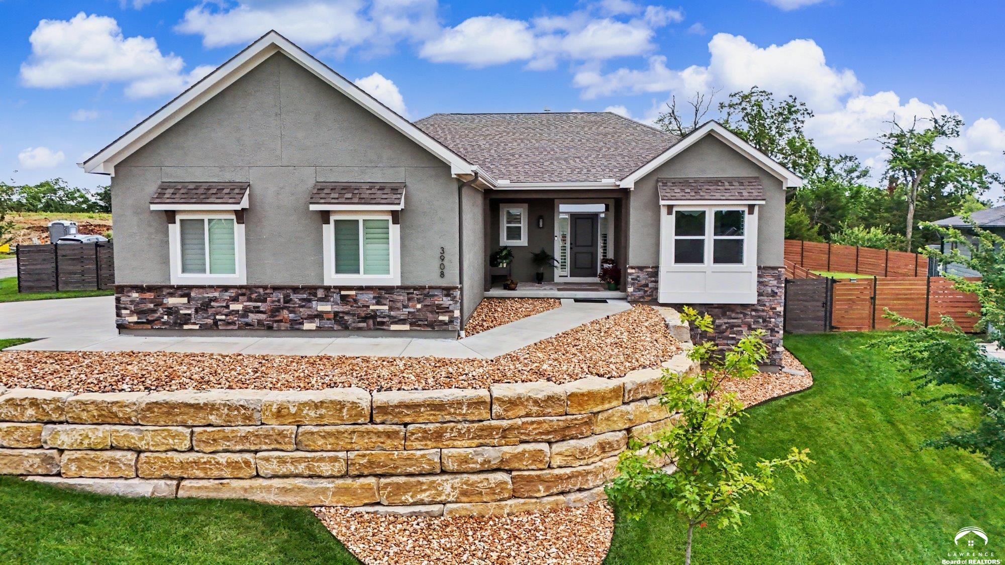 3908 Dayflower Street — photo