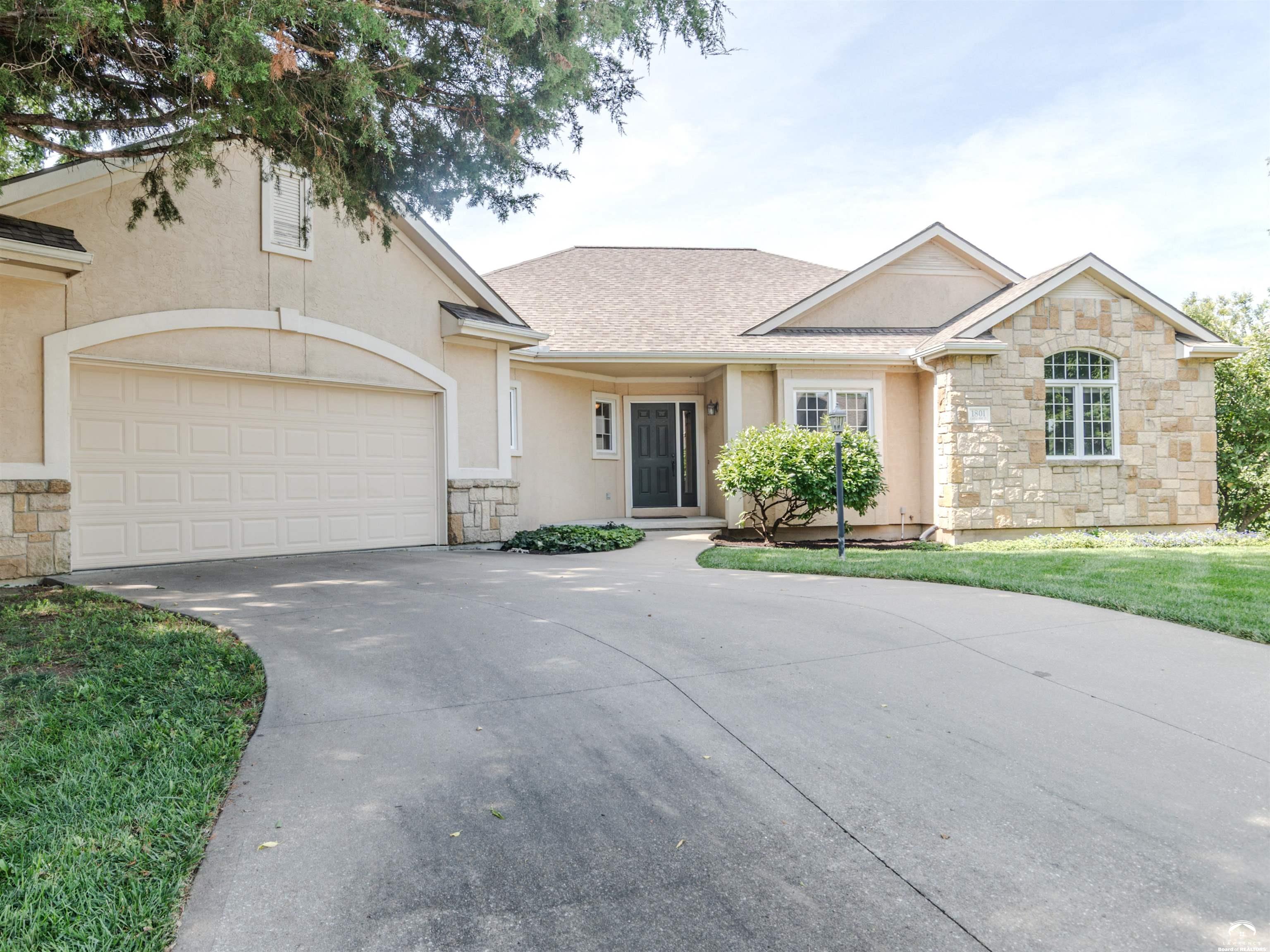 1801 Castle Pine Court — photo