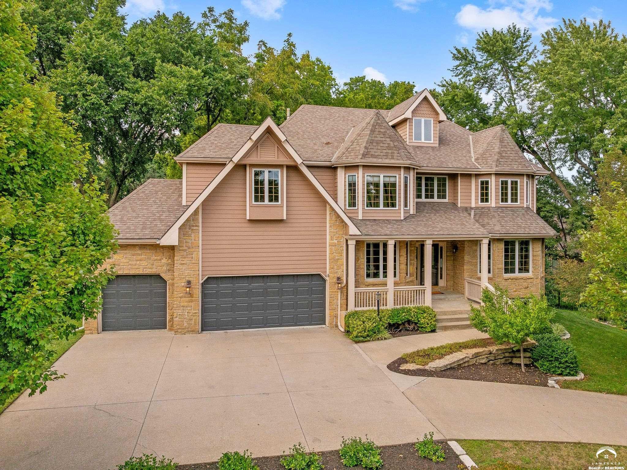 5204 Fox Chase Drive — photo