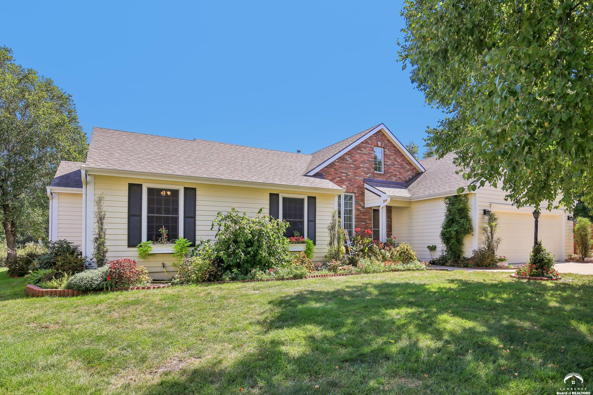 2326 Pheasant Place — photo