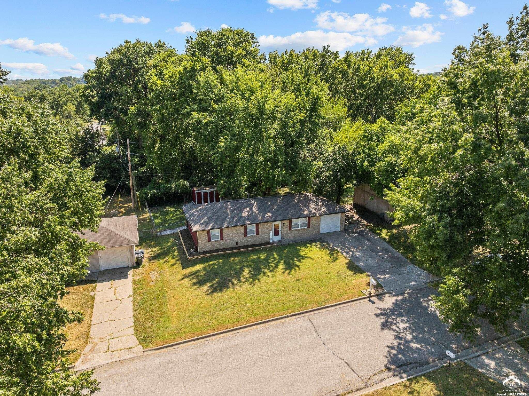 1619 Kenwood Drive — photo