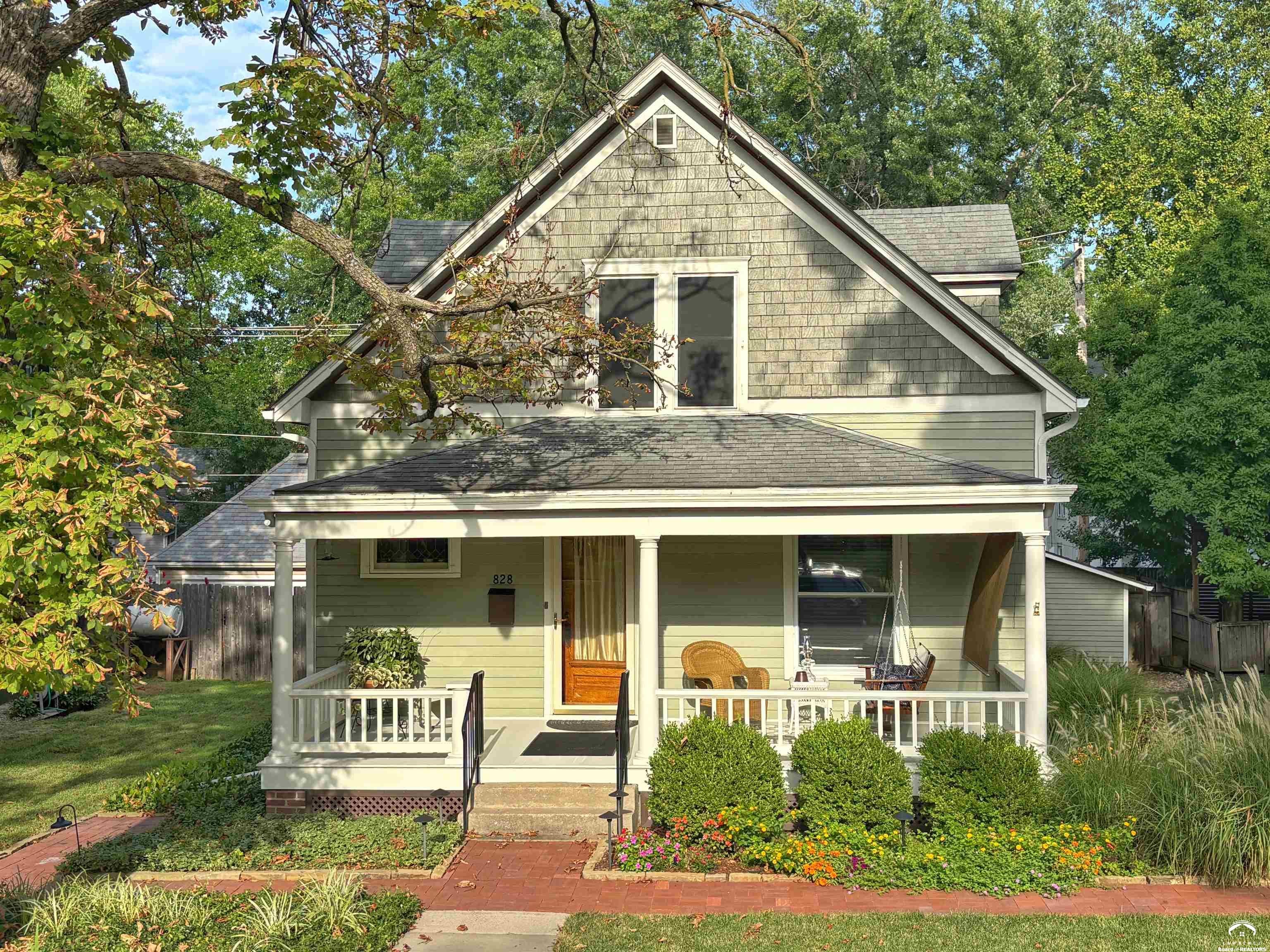 828 Arkansas Street — photo
