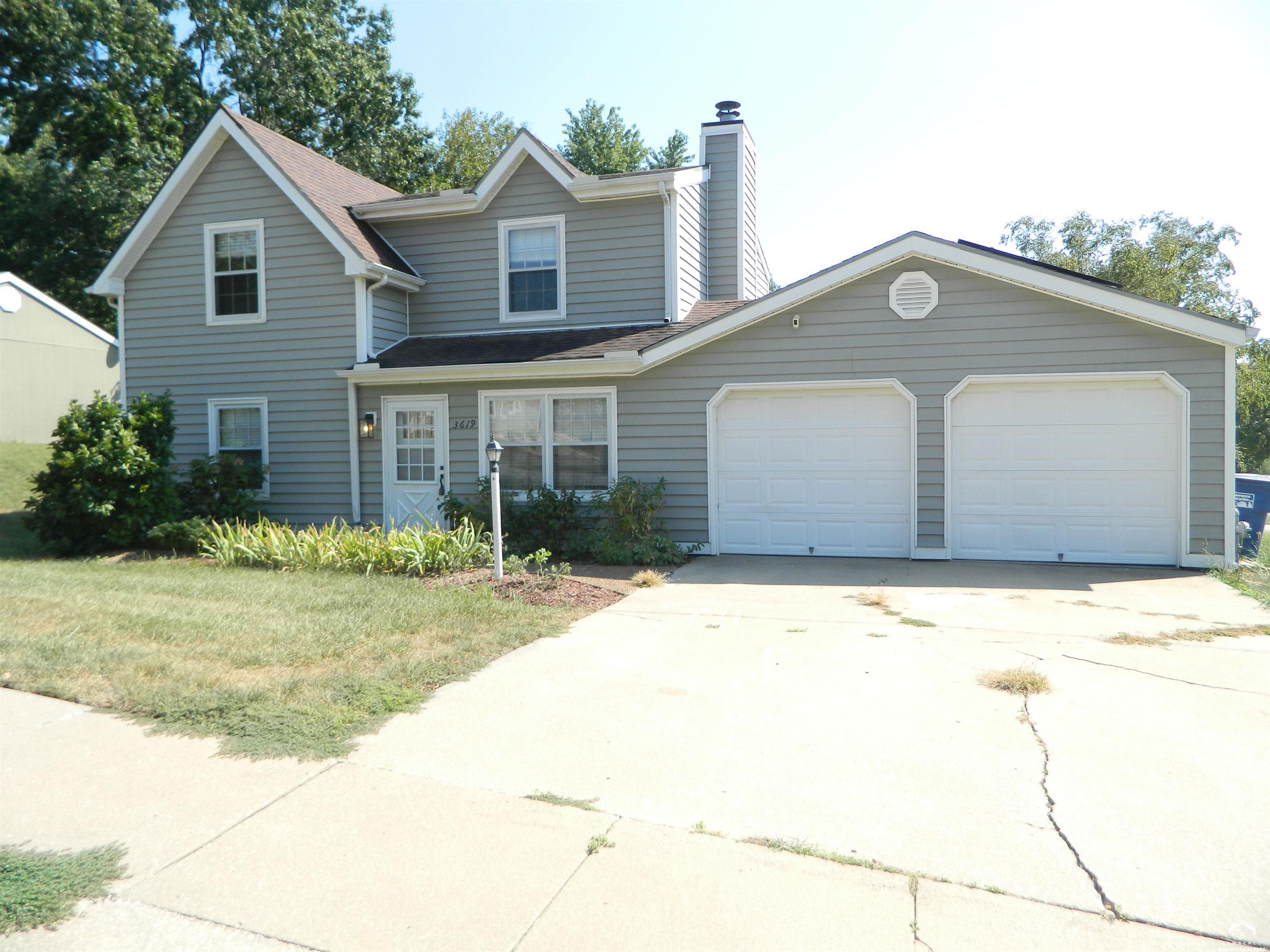 3619 Lakecrest Court — photo