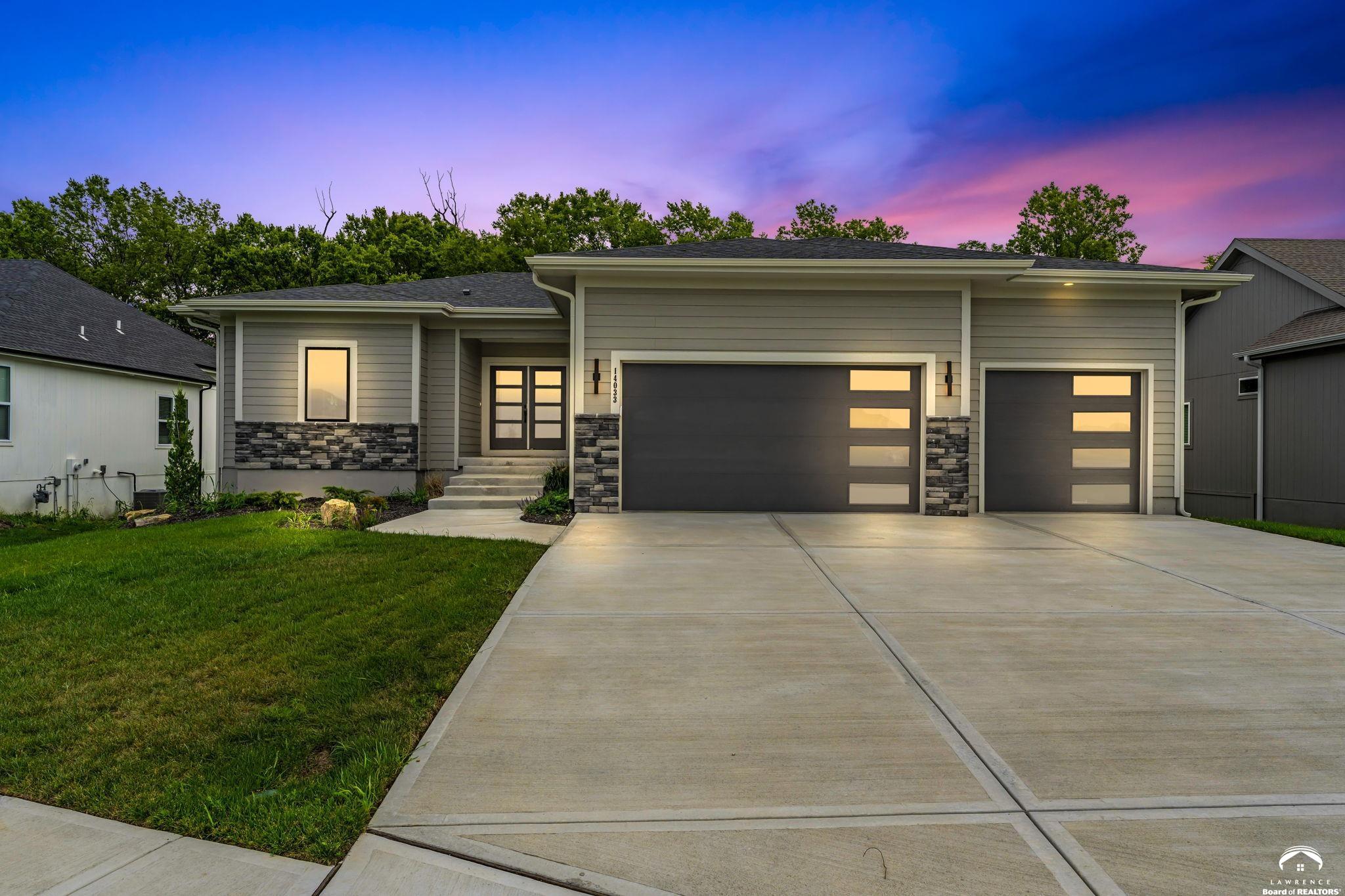 14033 S Landon Street — photo