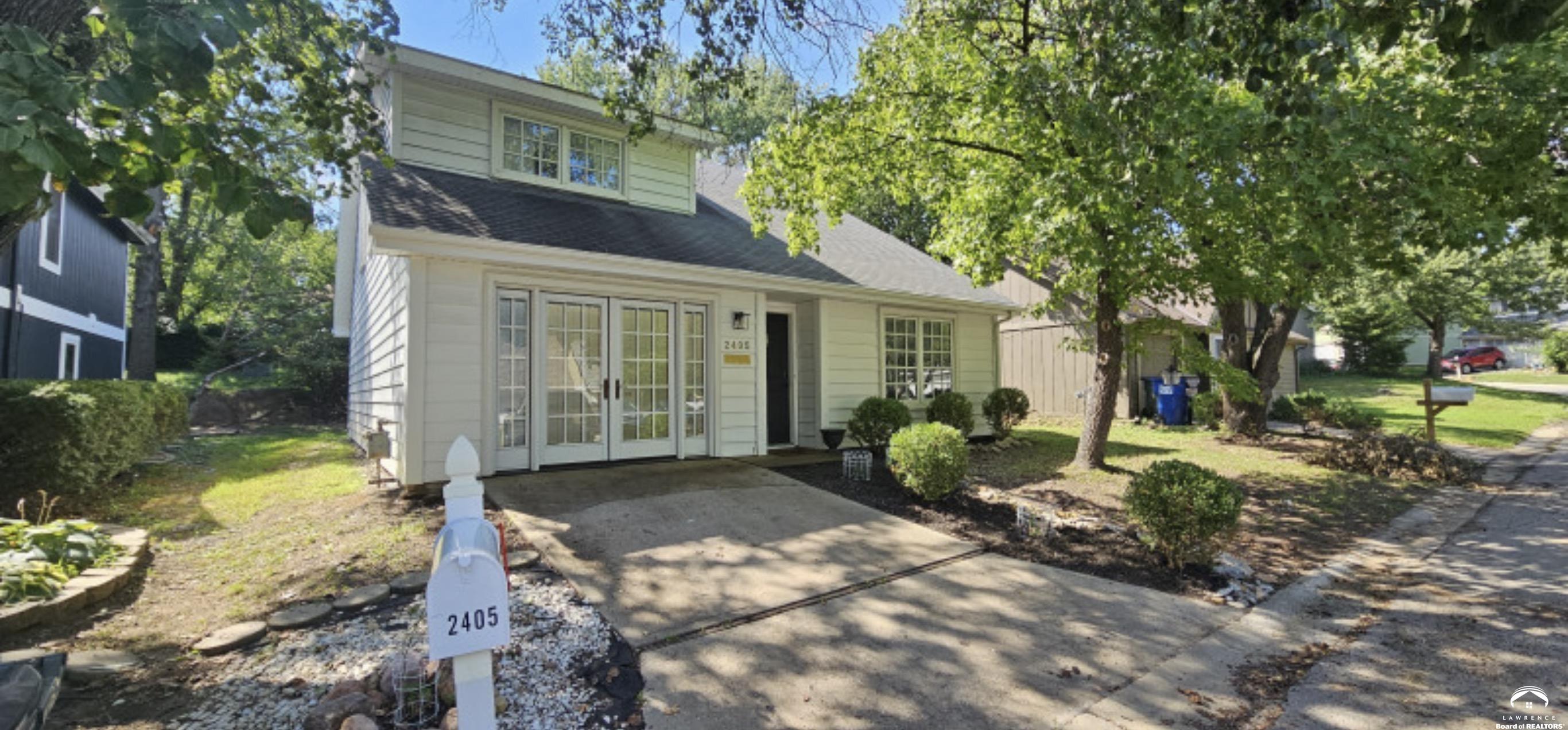 2405 Sequoia Court — photo