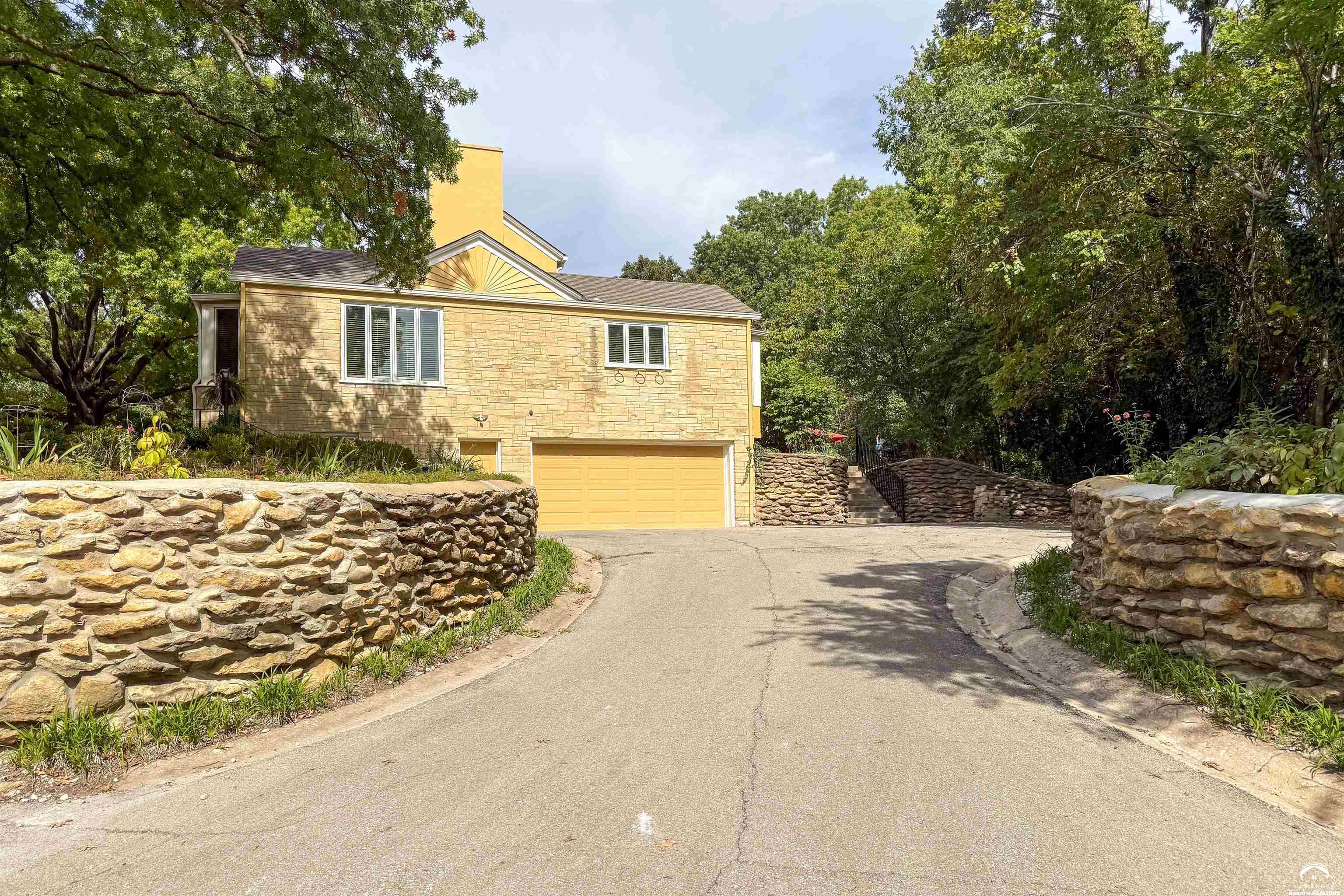 1336 Spencer Drive — photo