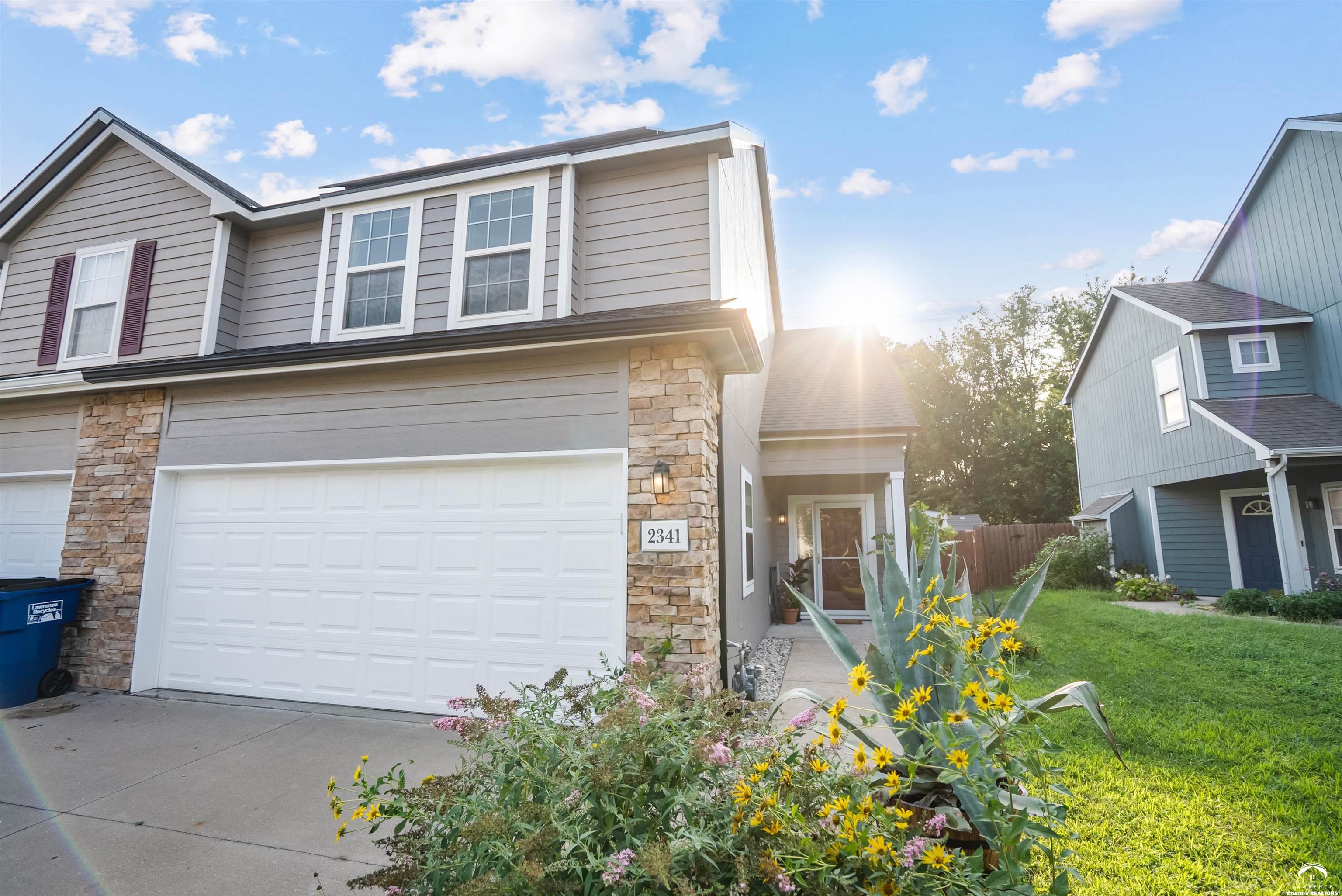 2341 Surrey Drive — photo