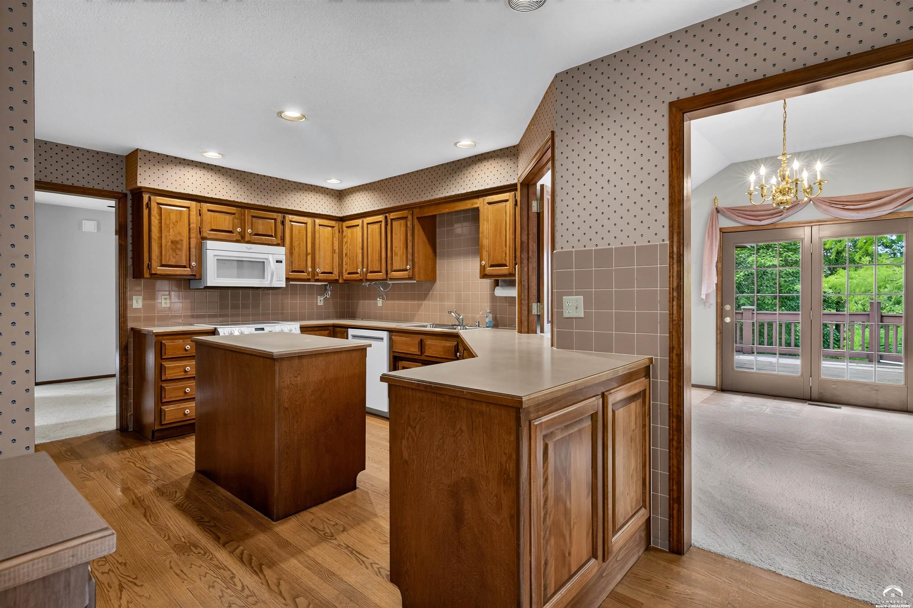4305 Quail Pointe Road, Lawrence, KS 66047 — photo 2