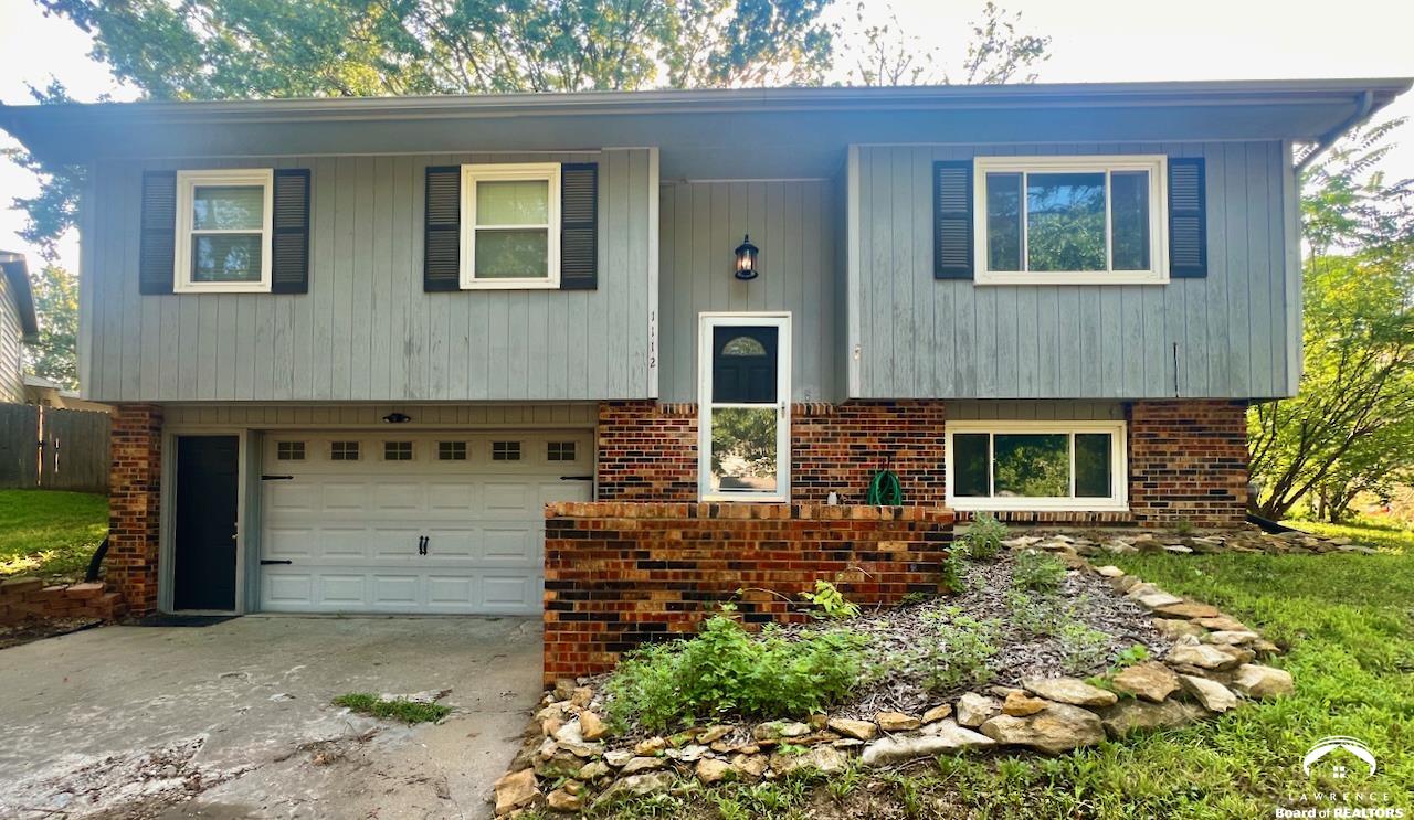 1112 Randall Road — photo