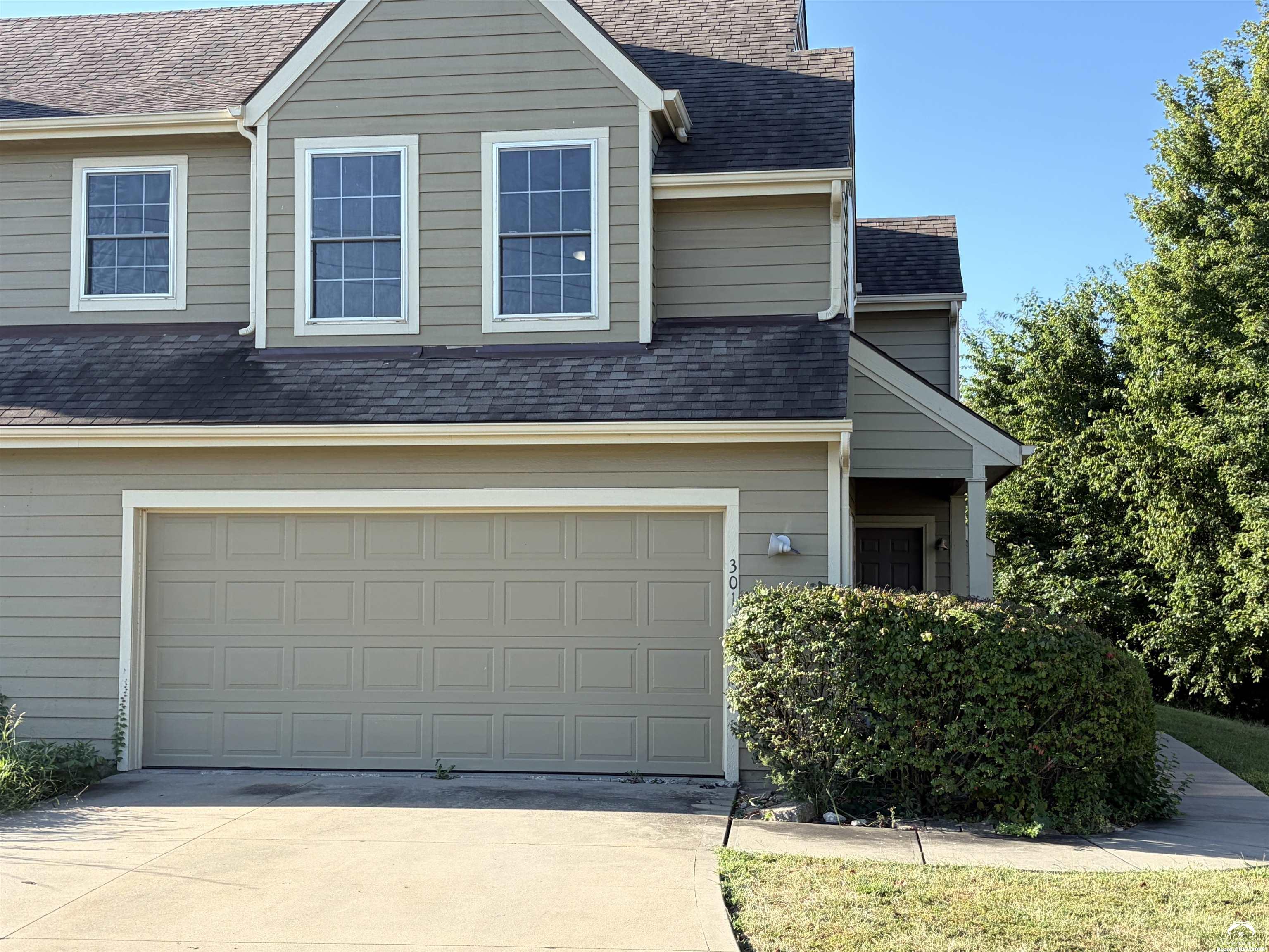 301 Hillside Drive — photo
