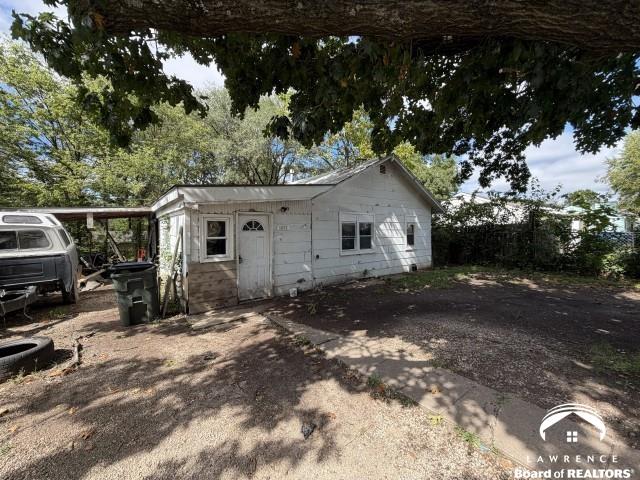 1637 Haskell Avenue — photo