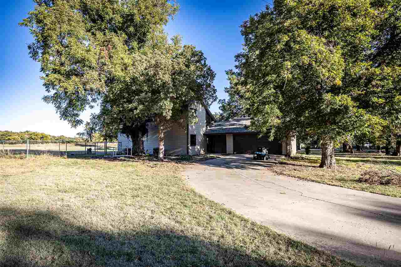 912 NW Apache — photo