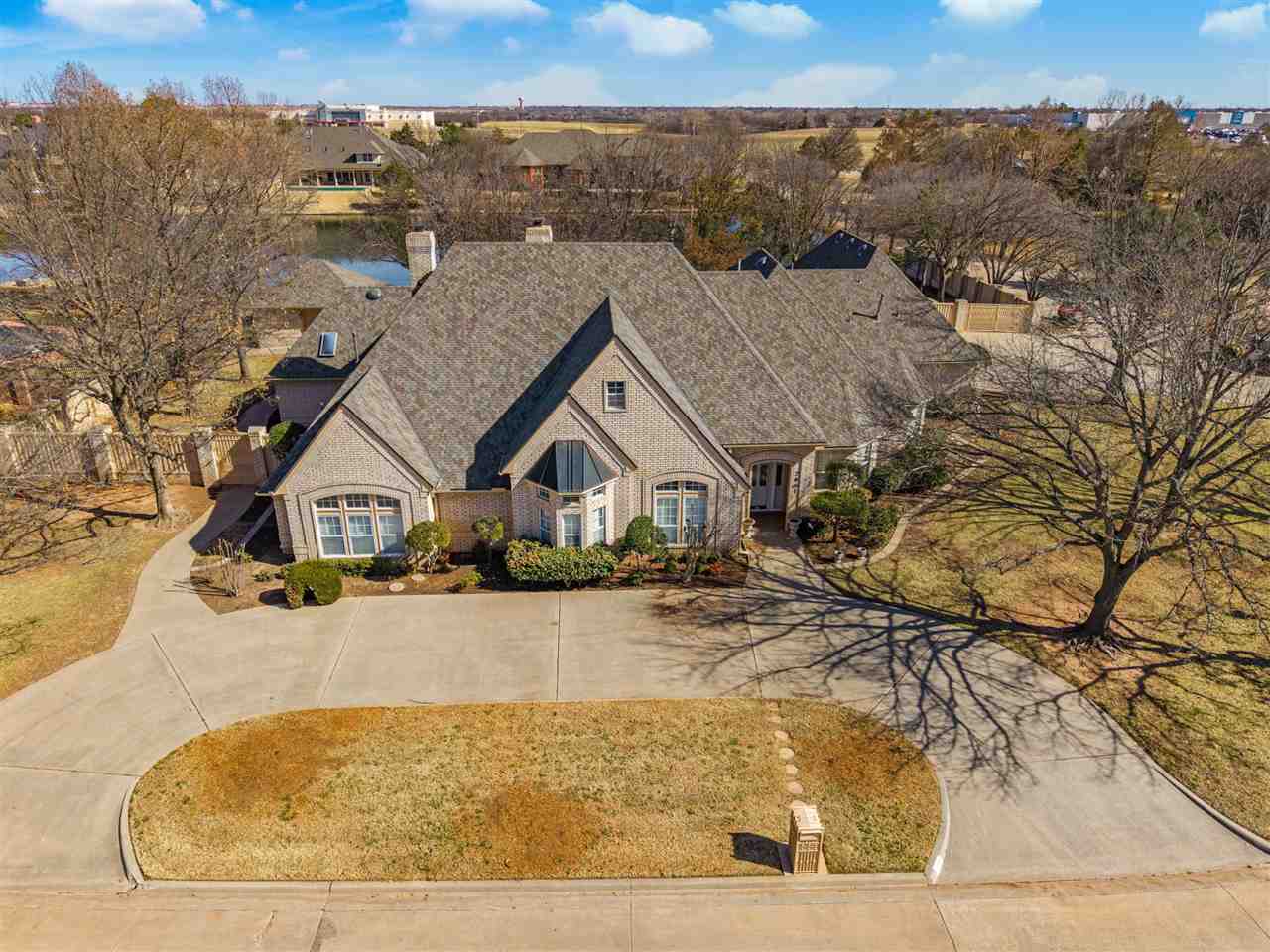 2601 NW Lake Ridge — photo