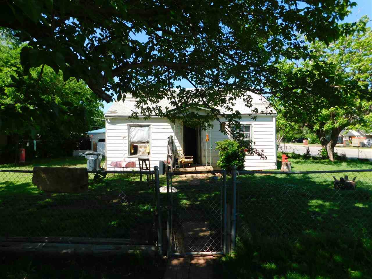 601 SW Monroe Ave — photo