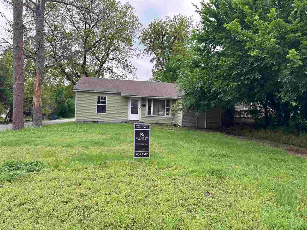 1402 W Elm Ave — photo