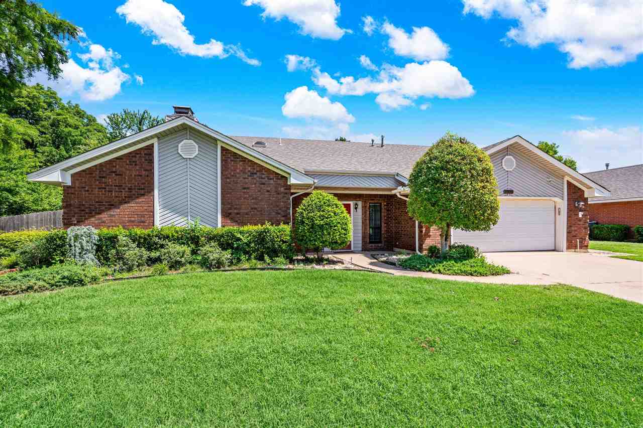 2804 NE Heritage Lane — photo