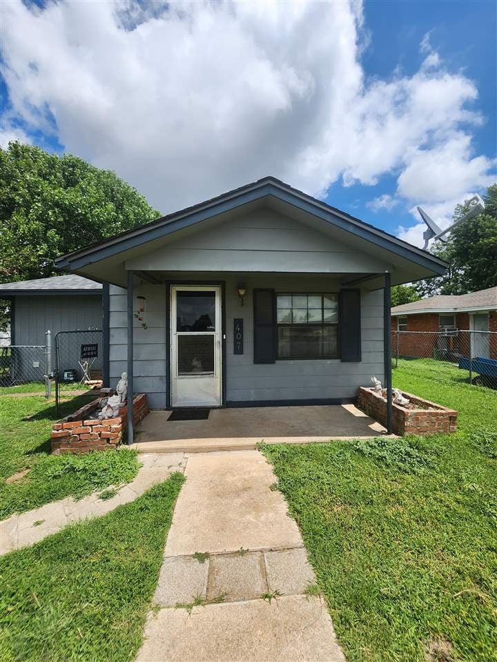 407 W Tenneppee — photo