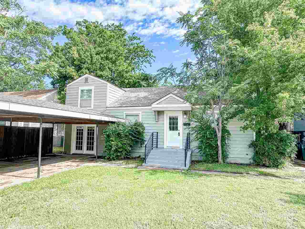 1707 NW Ash — photo
