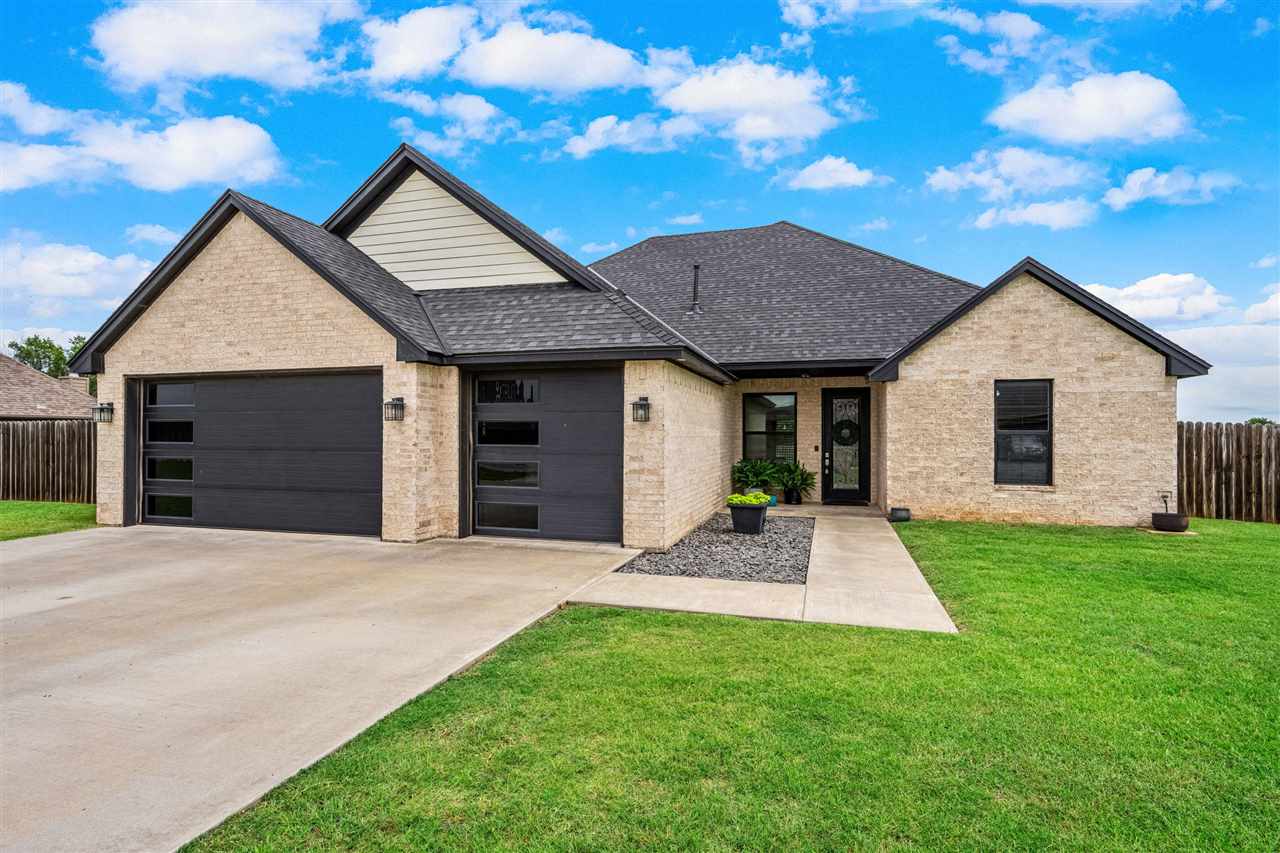 5453 NE Elk Point Rd — photo