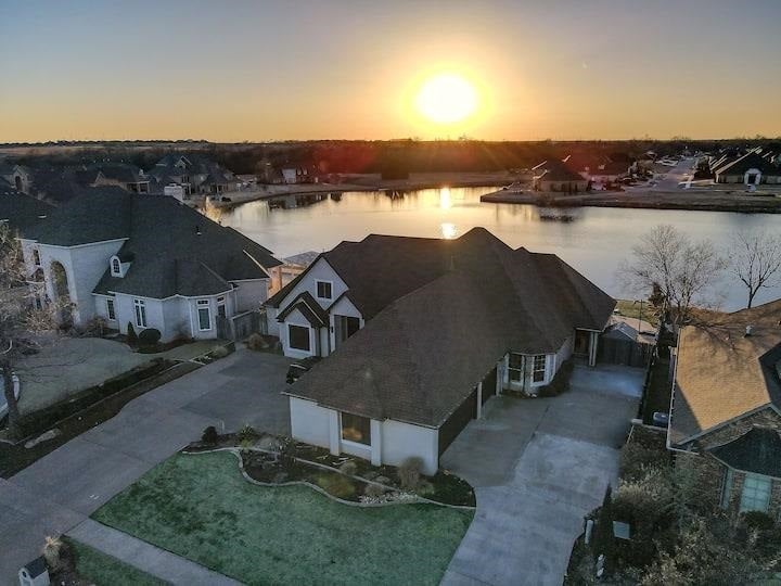 7623 Wyatt Lake Dr — photo