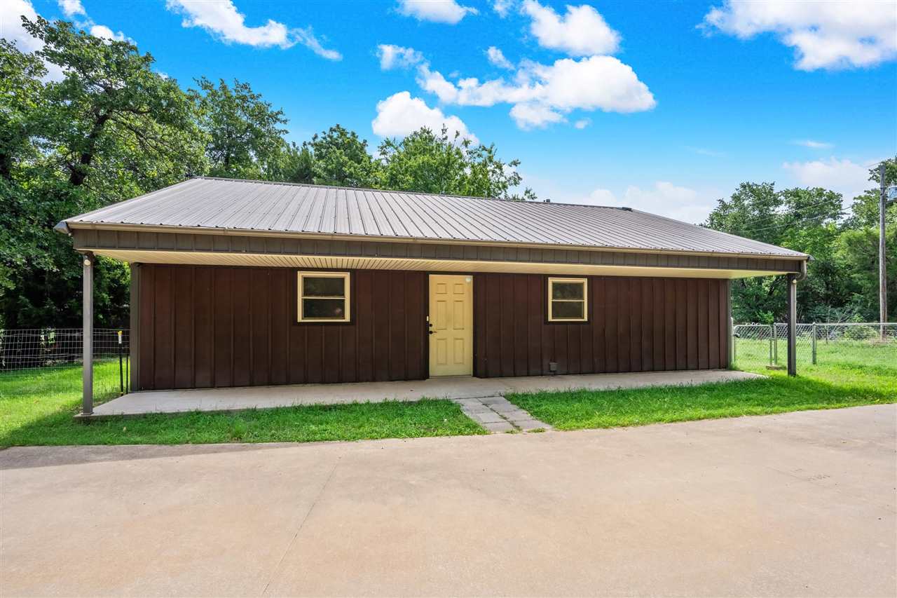 293 Whippoorwill Street, Apache, OK 73006 — photo 2