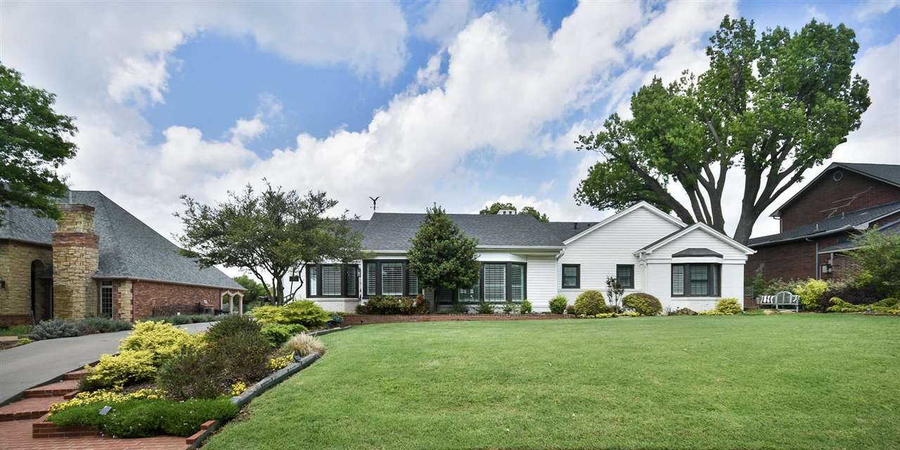 1103 Crescent Drive — photo