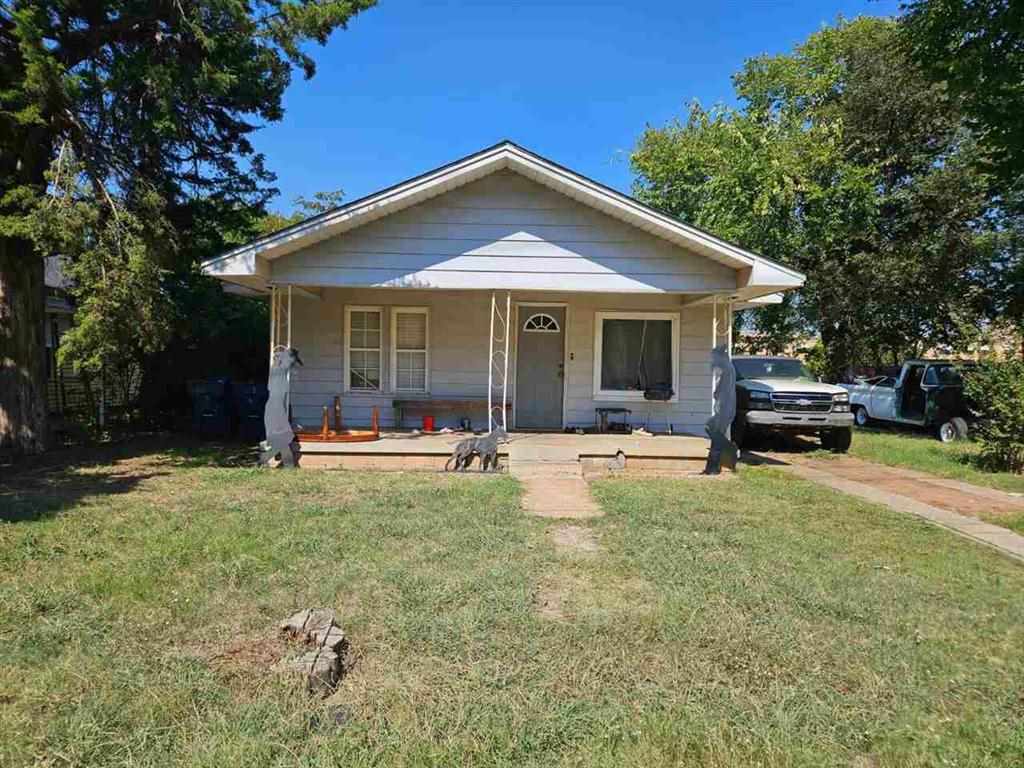 1109 W Stephens Ave — photo