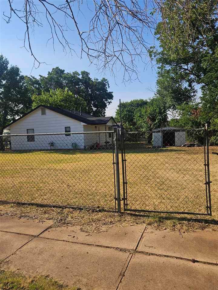 204 W Nevada — photo