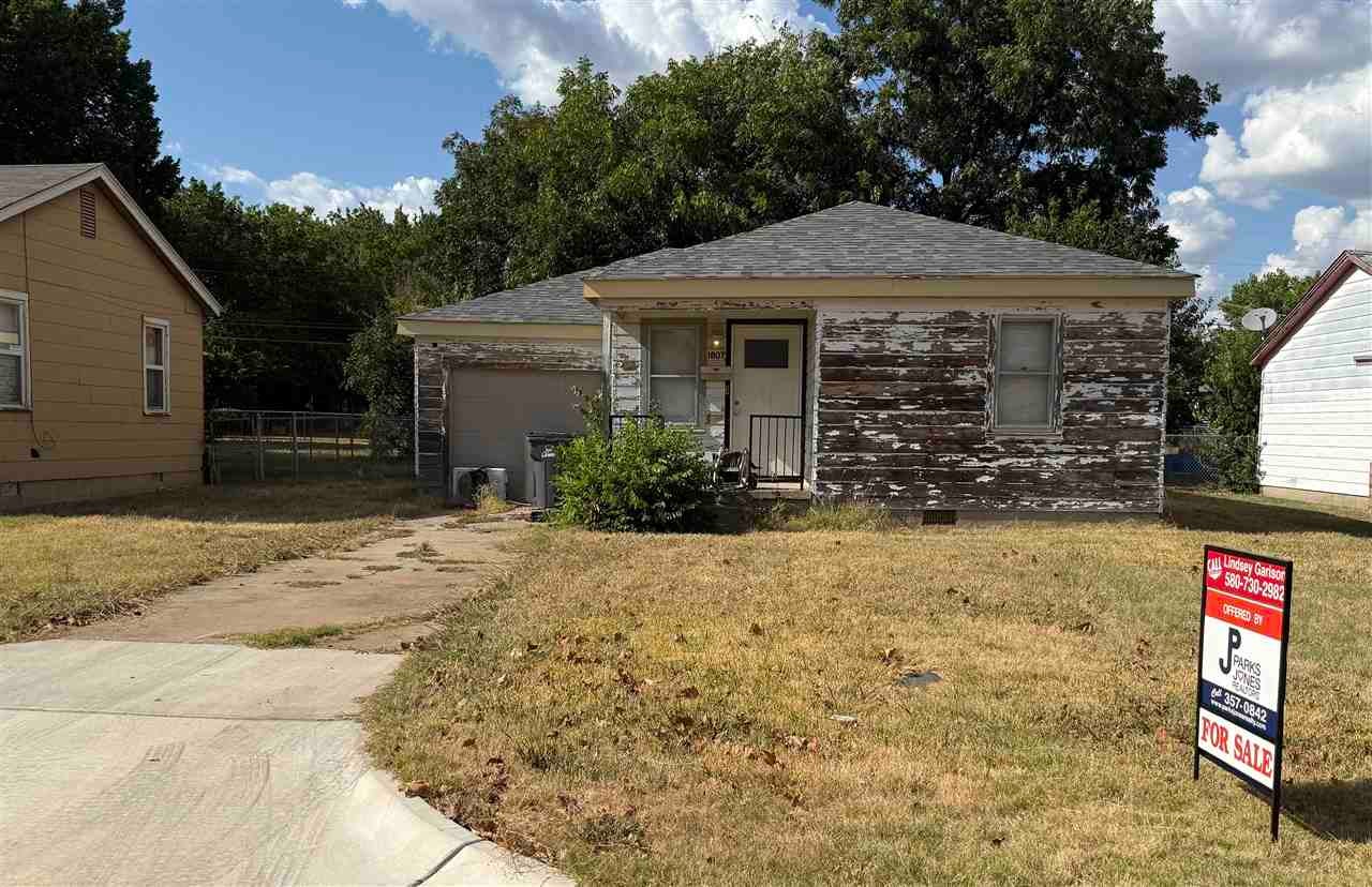 1807 NW Floyd Avenue — photo
