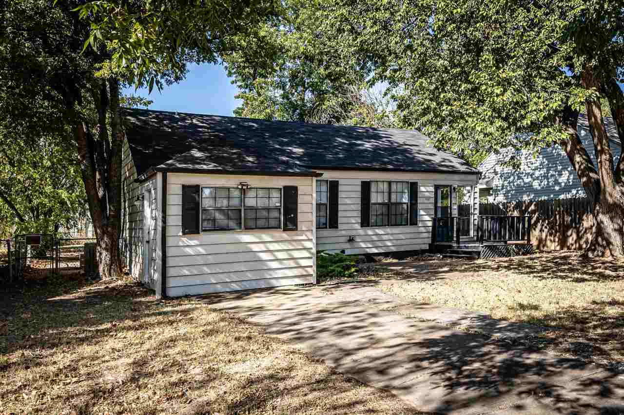 1707 NW Oak Ave — photo