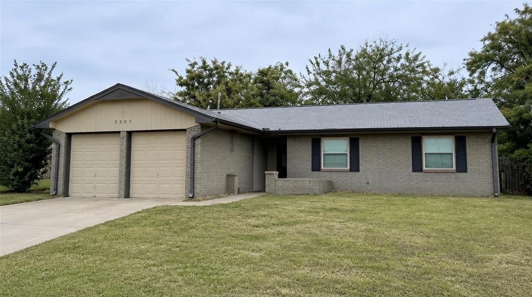 5307 NW Rotherwood Dr — photo