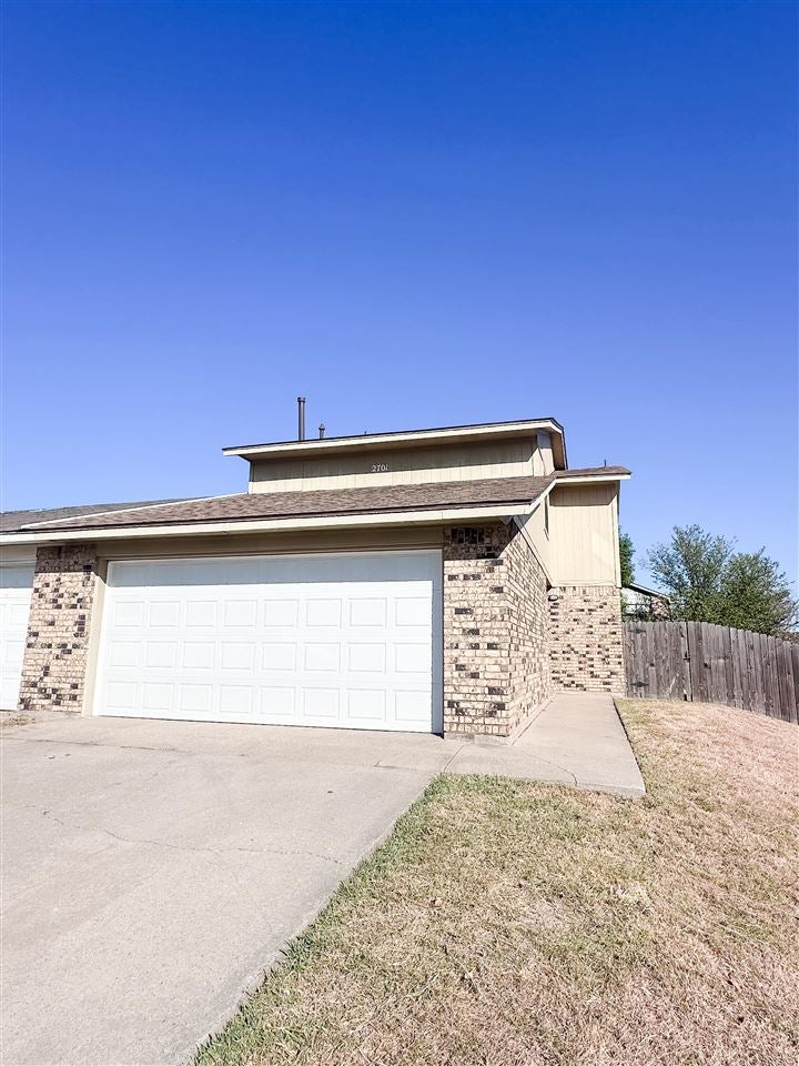 2701 NW Friar Tuck Unit a — photo