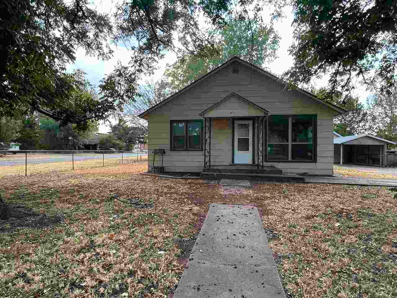 401 S Grove St. — photo