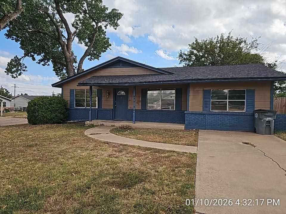 517 NE Angus Street — photo
