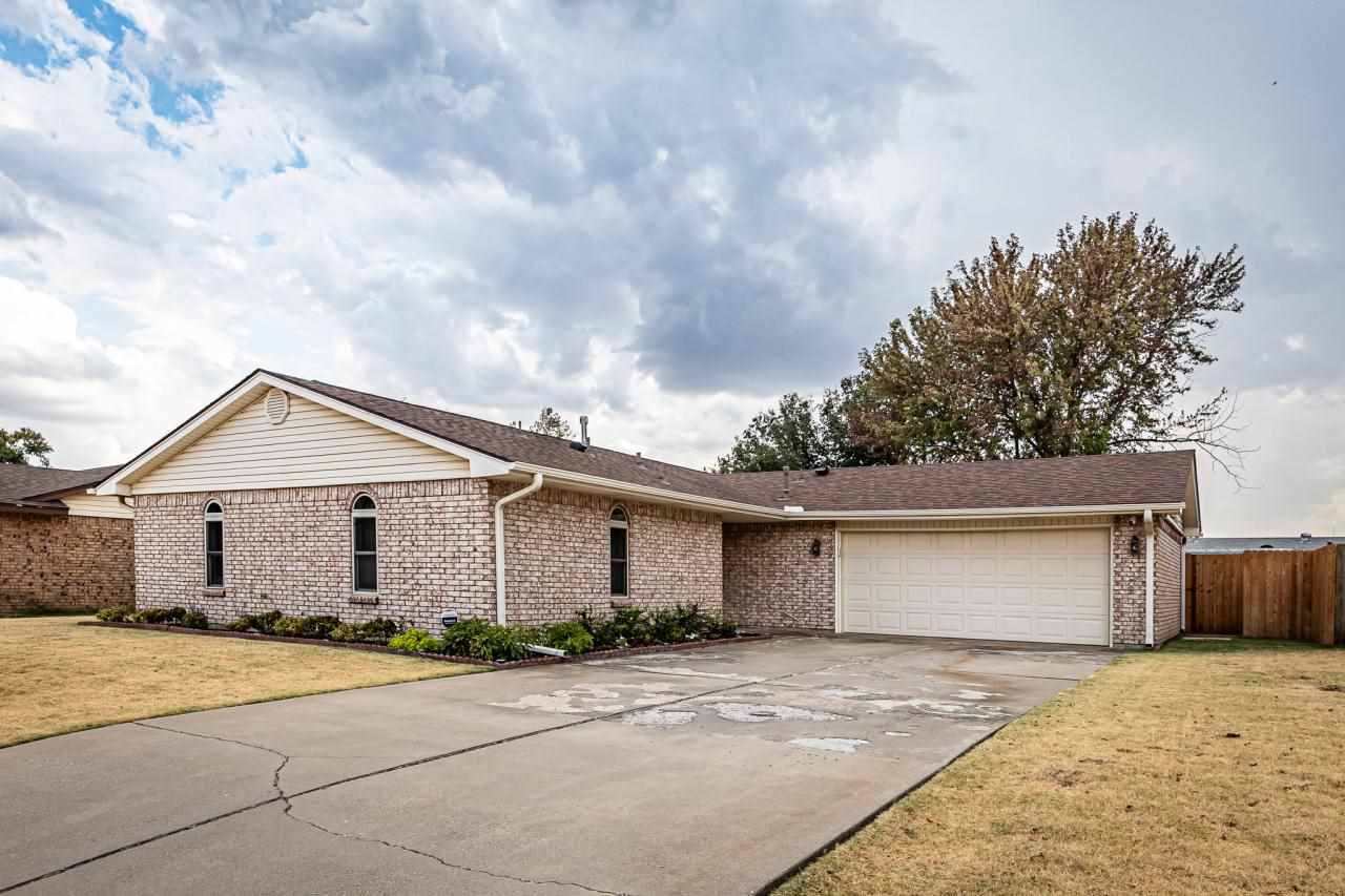 7210 NW Hunter Road — photo