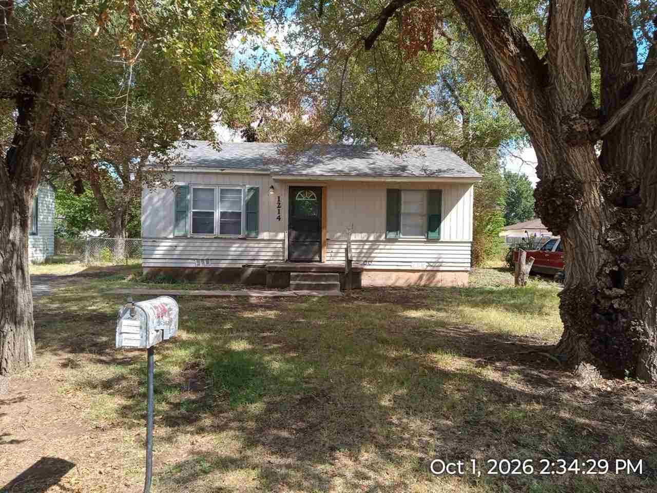 1214 SW 25th Place — photo