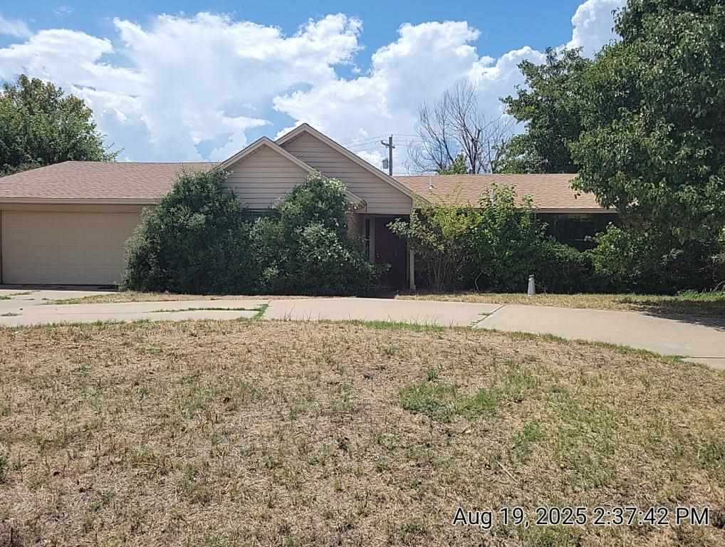 909 Cambridge Drive — photo