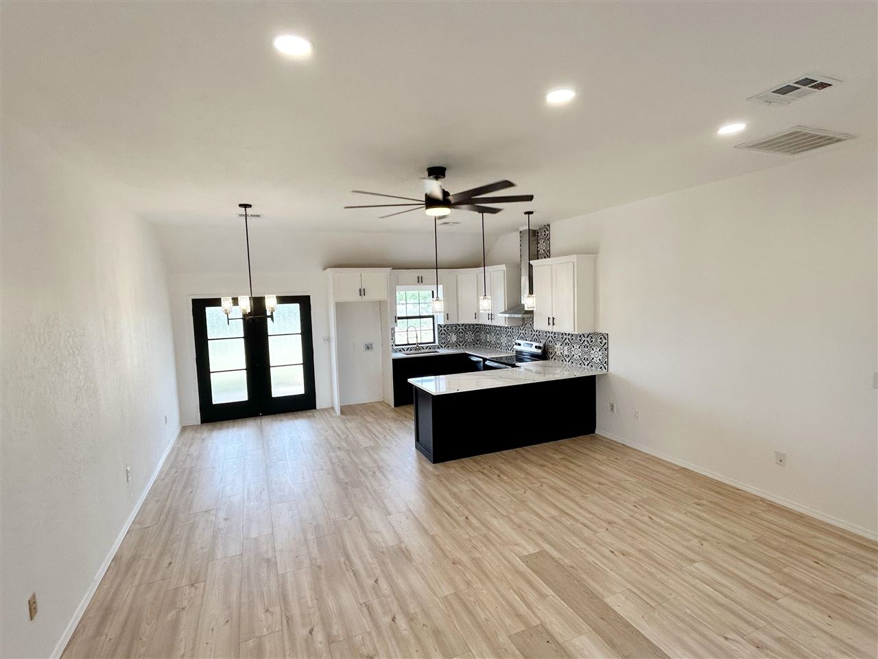 248683 E 1982, Devol, OK 73531 — photo 2