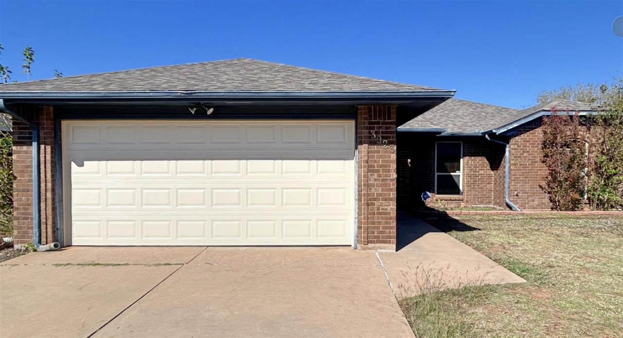 3923 SW Wolf Street — photo