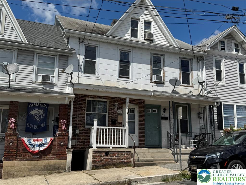 413 East Union Street — photo