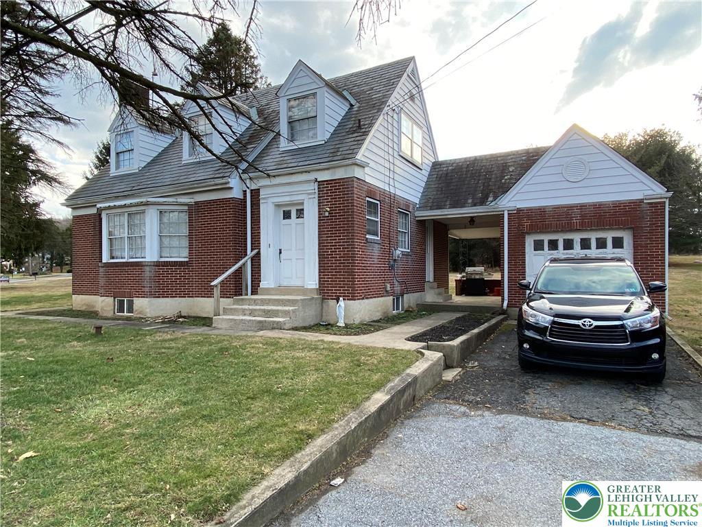 5270 Route 309 — photo