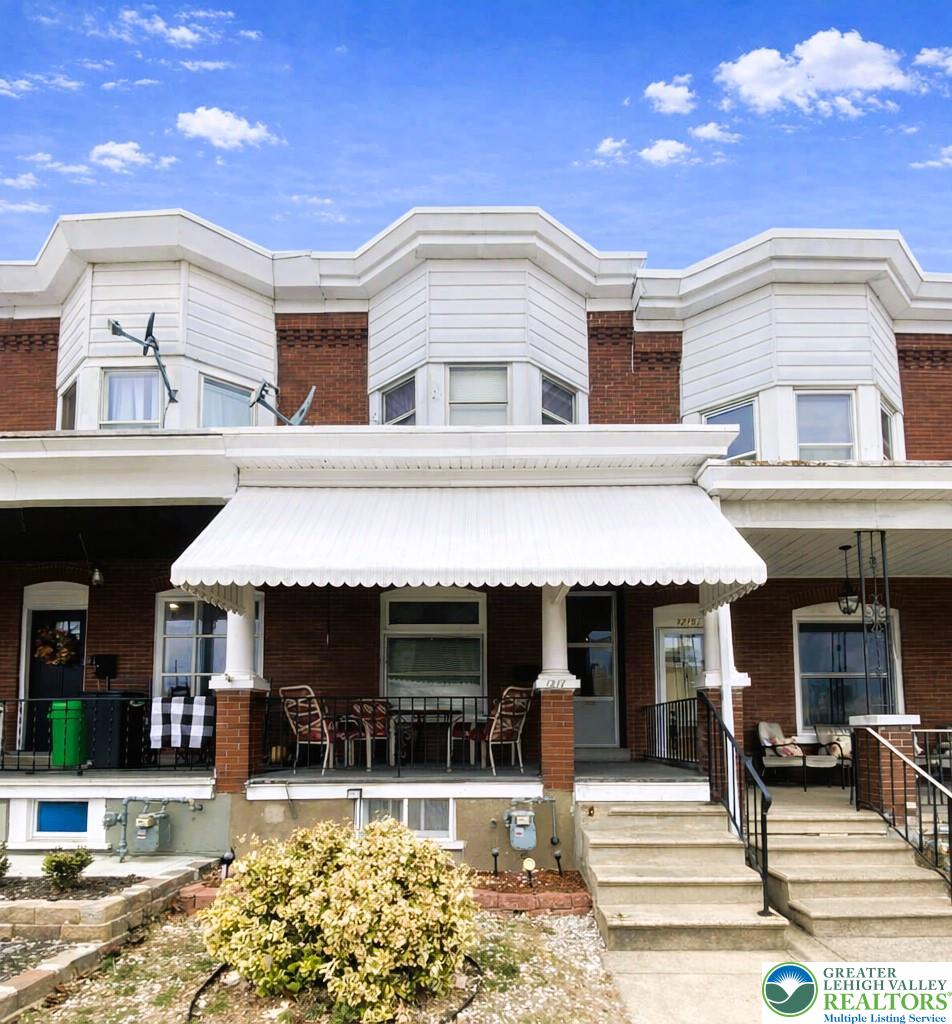 1217 West Allen Street — photo