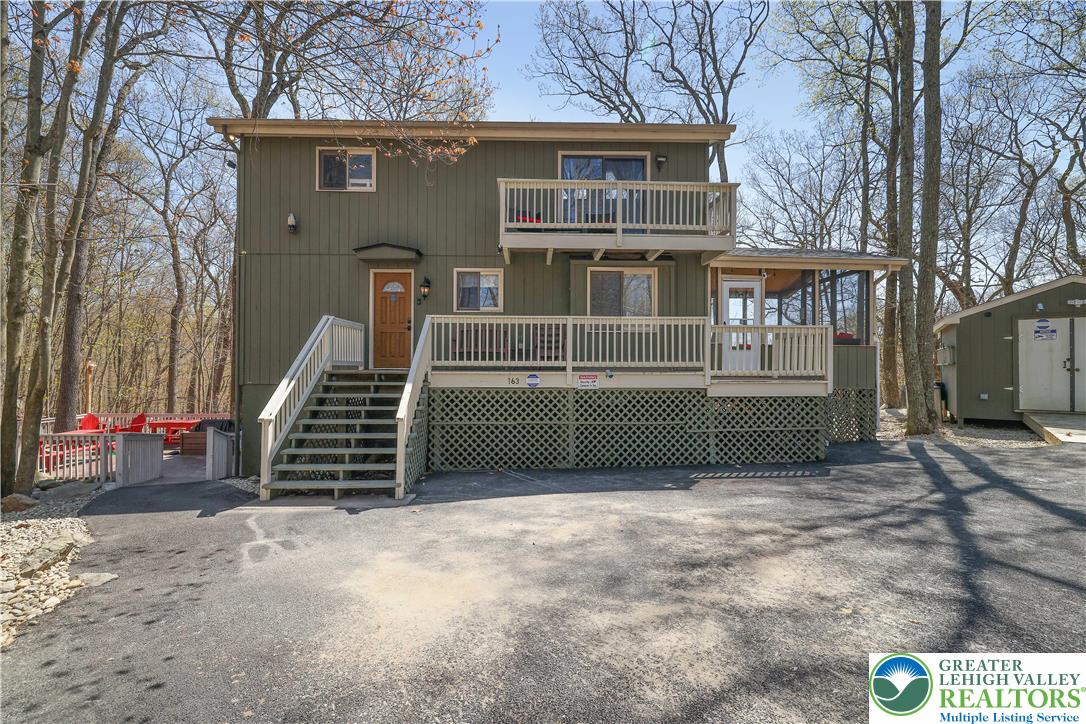 163 Cambridge Court — photo