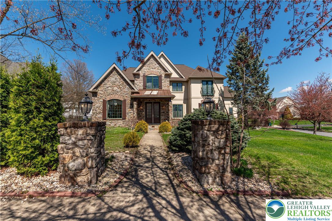 49 Crest Boulevard — photo