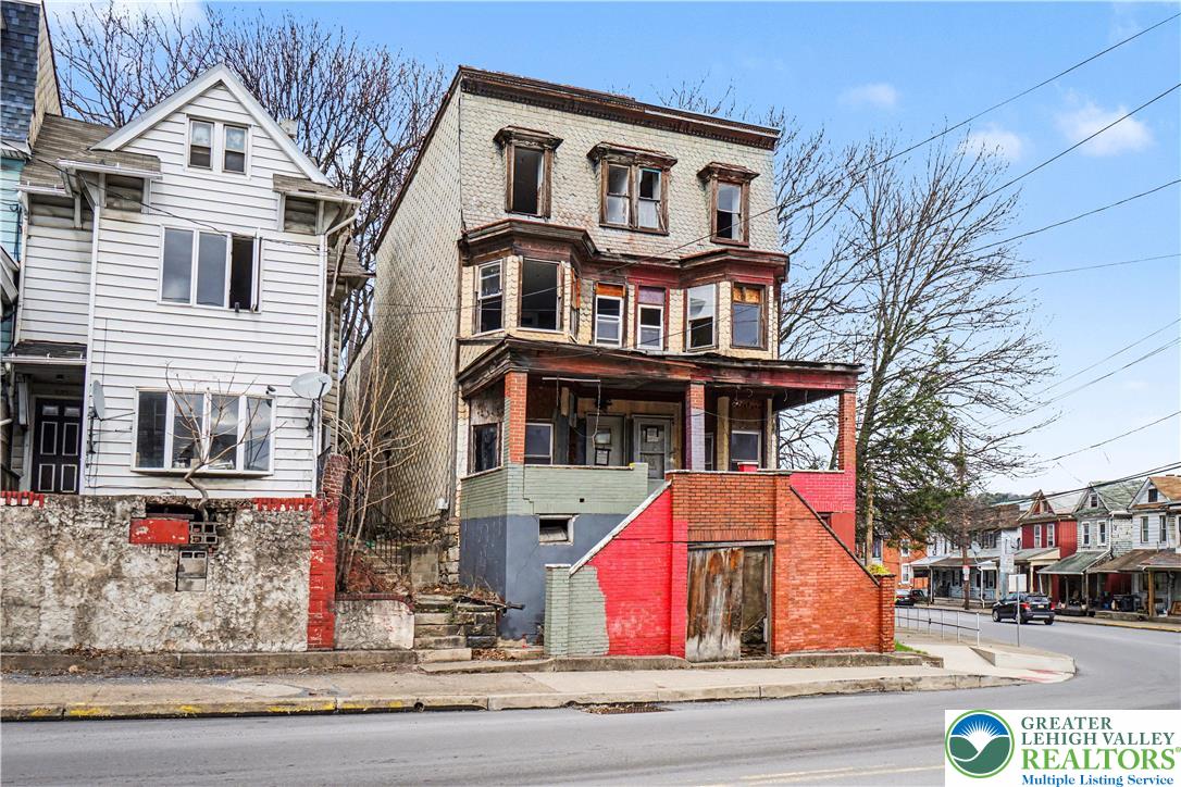 807 North 6th Street — photo
