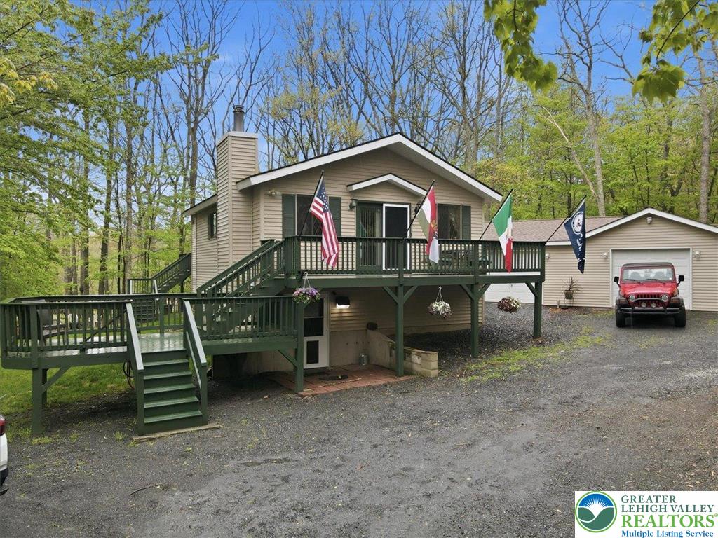 149 McMichaels Court — photo
