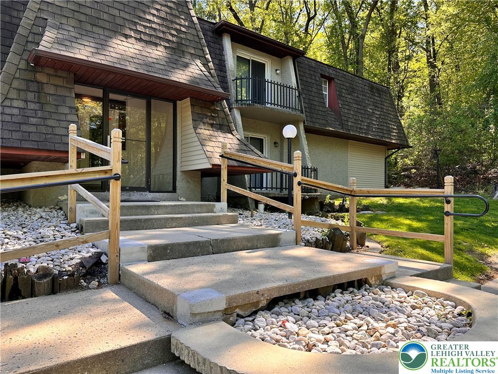 3028 South Pike Avenue 6 — photo