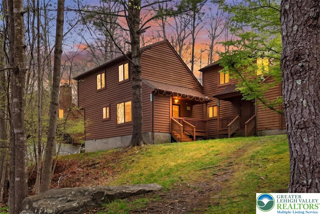 227 Sedburgh Court — photo